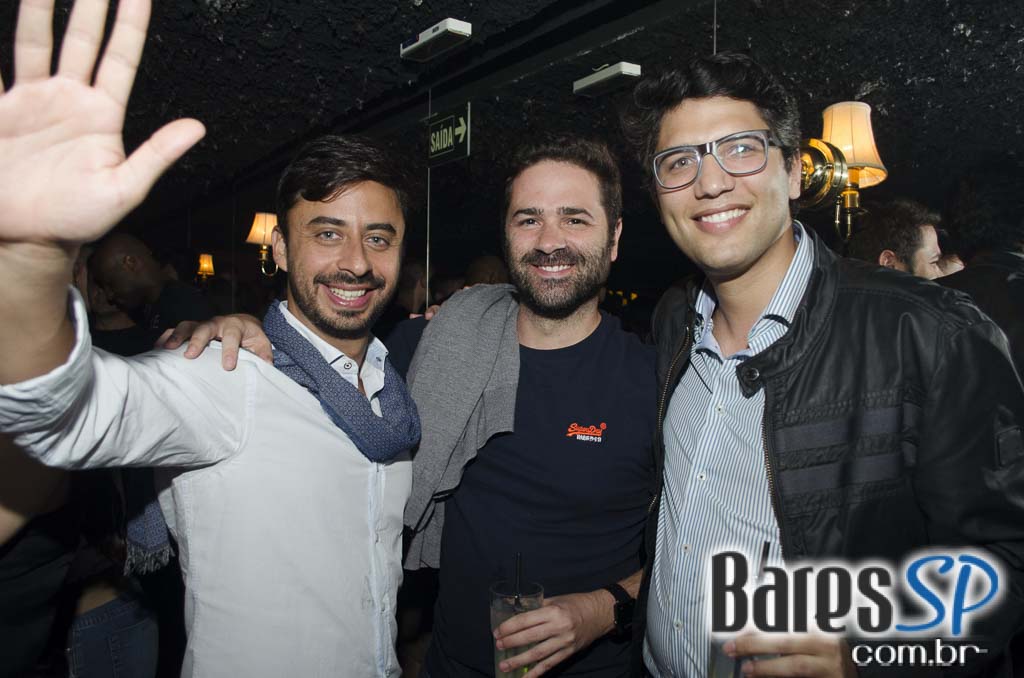 Saturday Night Rocks apresentou a Banda Piper no palco da She Rocks Saturday Night Rocks apresentou a Banda Piper no palco da She Rocks