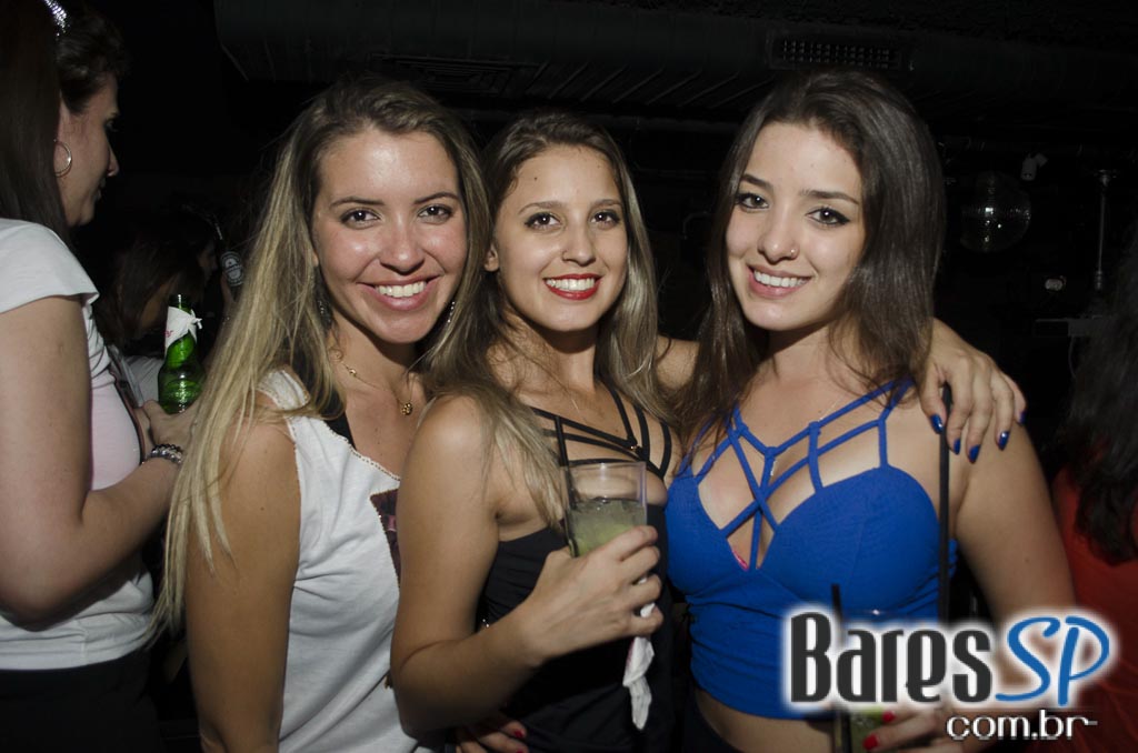 Saturday Night Rocks apresentou a Banda Piper no palco da She Rocks Saturday Night Rocks apresentou a Banda Piper no palco da She Rocks