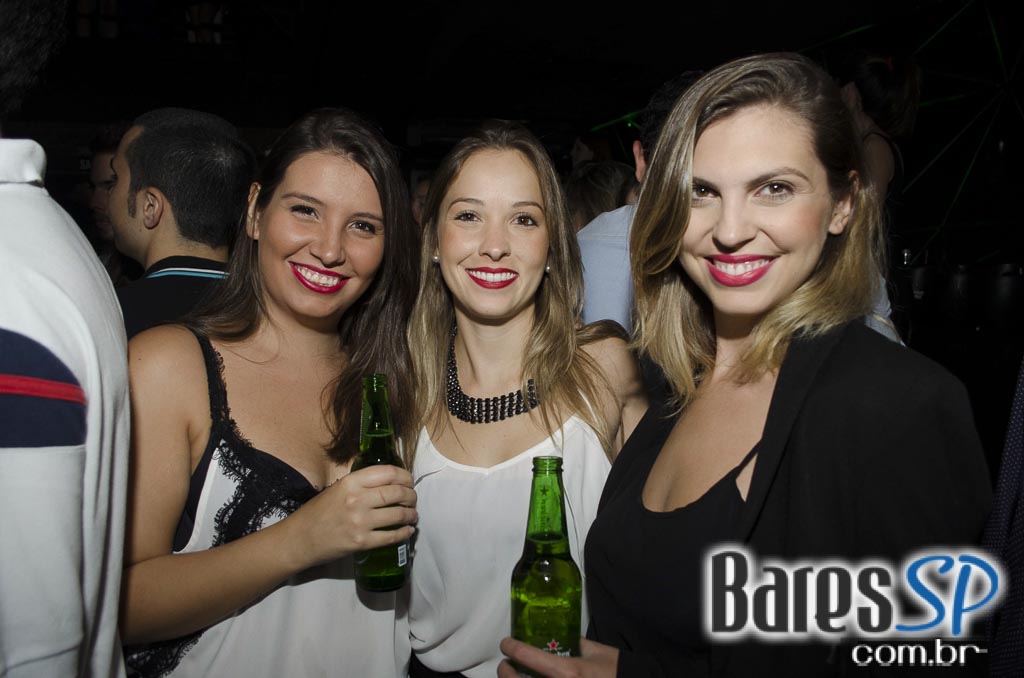 Saturday Night Rocks apresentou a Banda Piper no palco da She Rocks Saturday Night Rocks apresentou a Banda Piper no palco da She Rocks