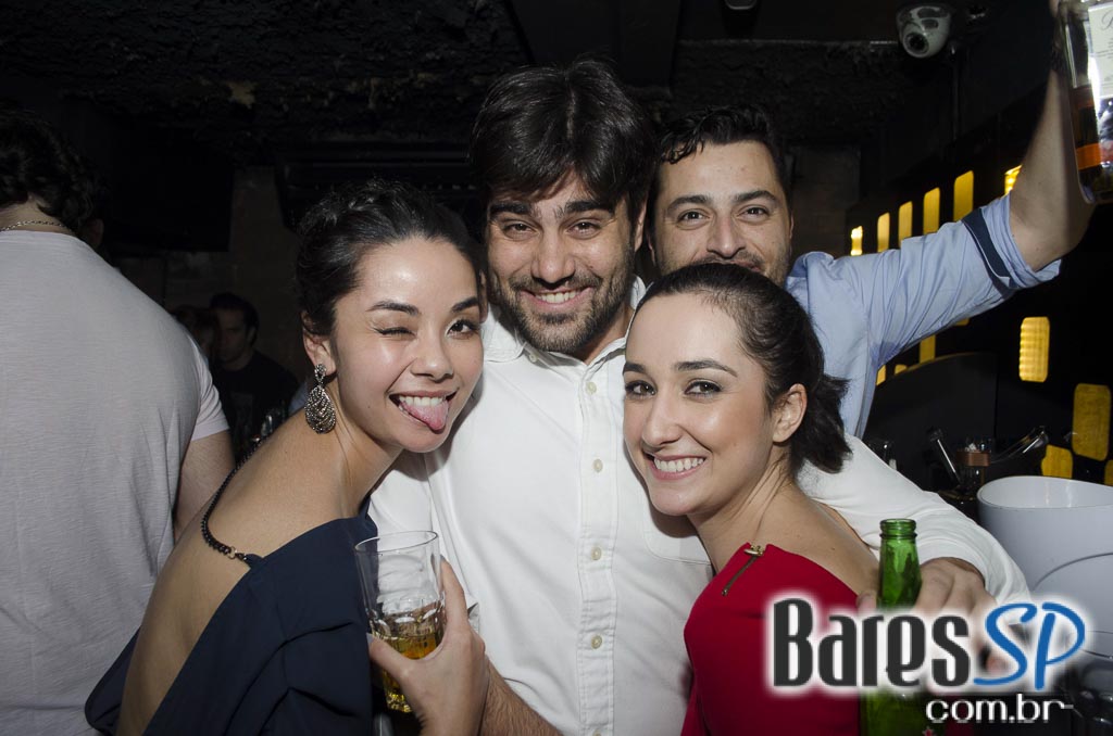 Saturday Night Rocks apresentou a Banda Piper no palco da She Rocks Saturday Night Rocks apresentou a Banda Piper no palco da She Rocks