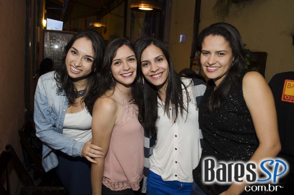 Bar FM 444 recebeu o show da dupla Denner & Katherine no sábado a noite Bar FM 444 recebeu o show da dupla Denner & Katherine no sábado a noite