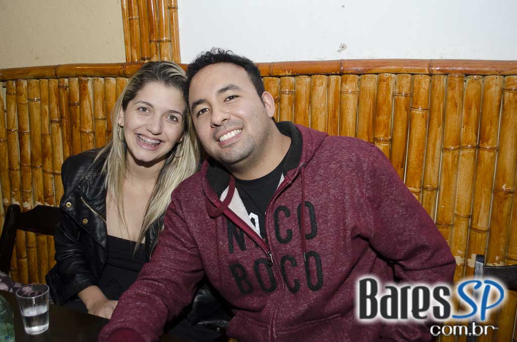 Bar FM 444 recebeu o show da dupla Denner & Katherine no sábado a noite Bar FM 444 recebeu o show da dupla Denner & Katherine no sábado a noite