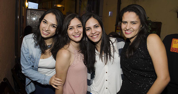 Bar FM 444 recebeu o show da dupla Denner & Katherine no sábado a noite