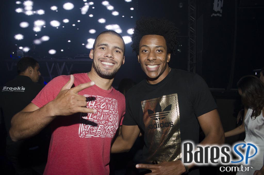 Brooks SP apresentou show solo do rapper Mano Brown Brooks SP apresentou show solo do rapper Mano Brown