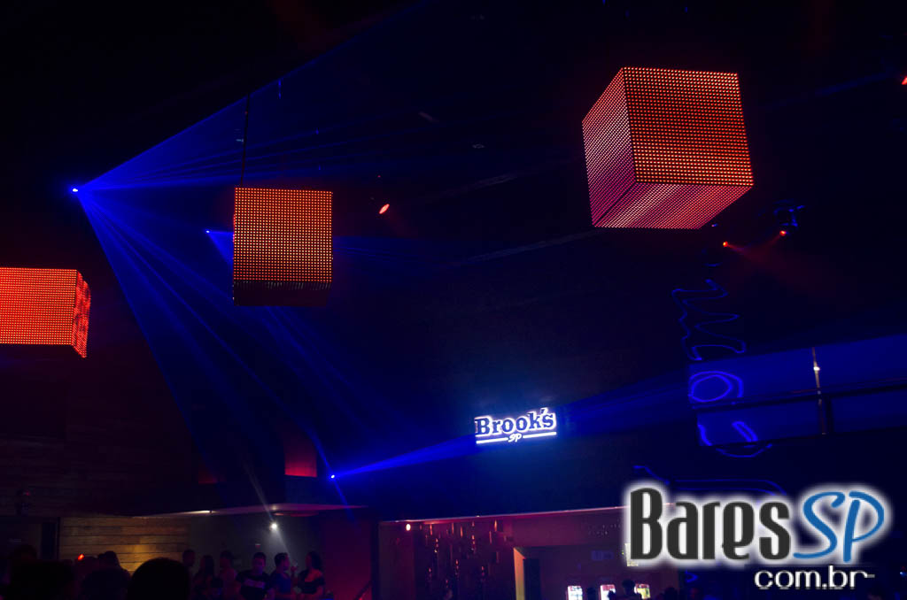 Brooks SP apresentou show solo do rapper Mano Brown Brooks SP apresentou show solo do rapper Mano Brown