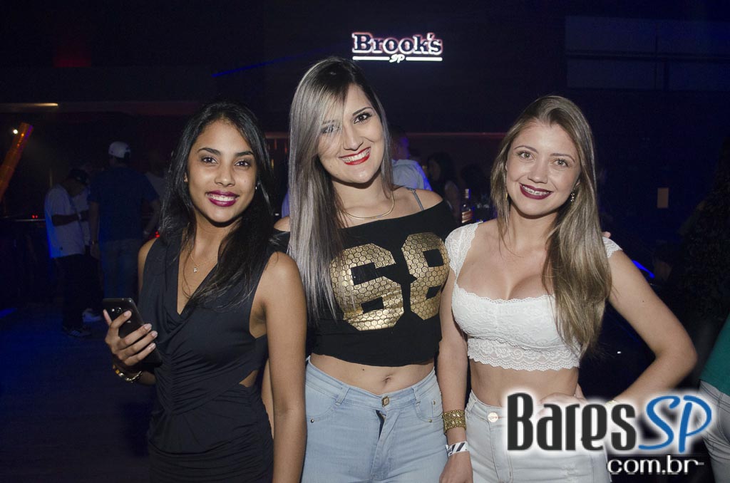 Brooks SP apresentou show solo do rapper Mano Brown Brooks SP apresentou show solo do rapper Mano Brown