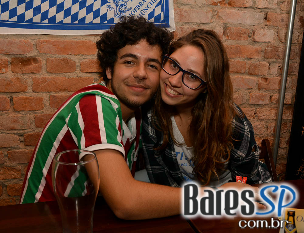 Banda Rock Expresso tocou muito Rock no palco do Presley Pub Banda Rock Expresso tocou muito Rock no palco do Presley Pub