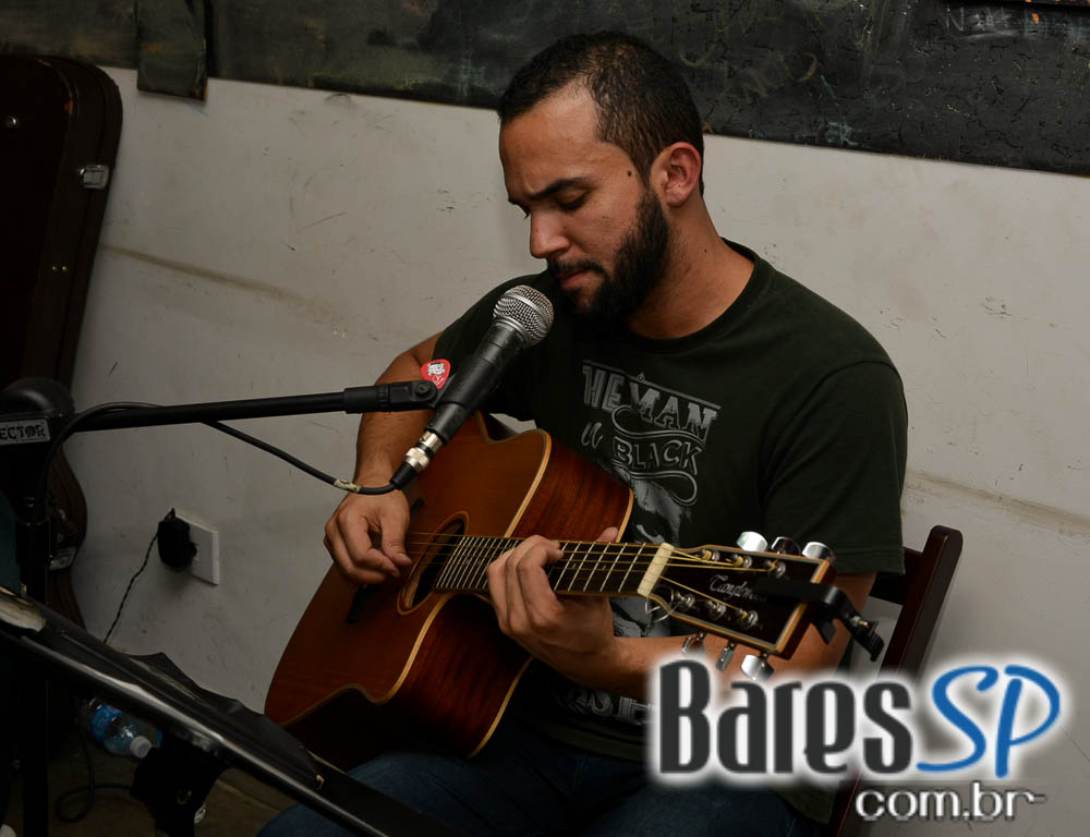 Banda Rock Expresso tocou muito Rock no palco do Presley Pub Banda Rock Expresso tocou muito Rock no palco do Presley Pub