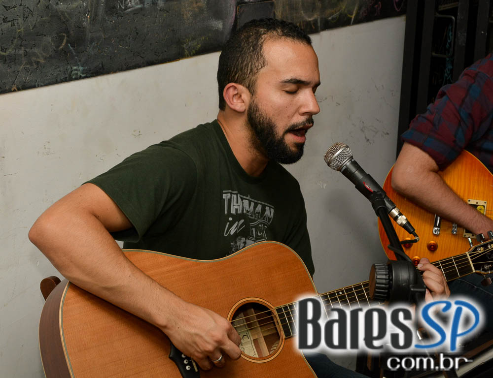 Banda Rock Expresso tocou muito Rock no palco do Presley Pub Banda Rock Expresso tocou muito Rock no palco do Presley Pub