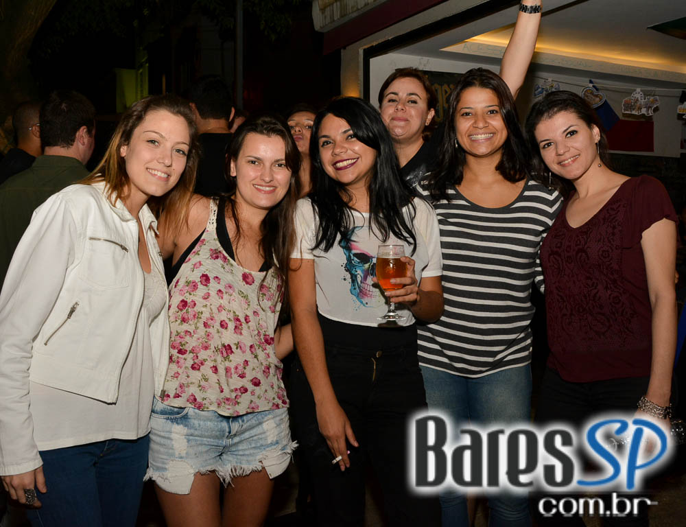 Banda Rock Expresso tocou muito Rock no palco do Presley Pub Banda Rock Expresso tocou muito Rock no palco do Presley Pub