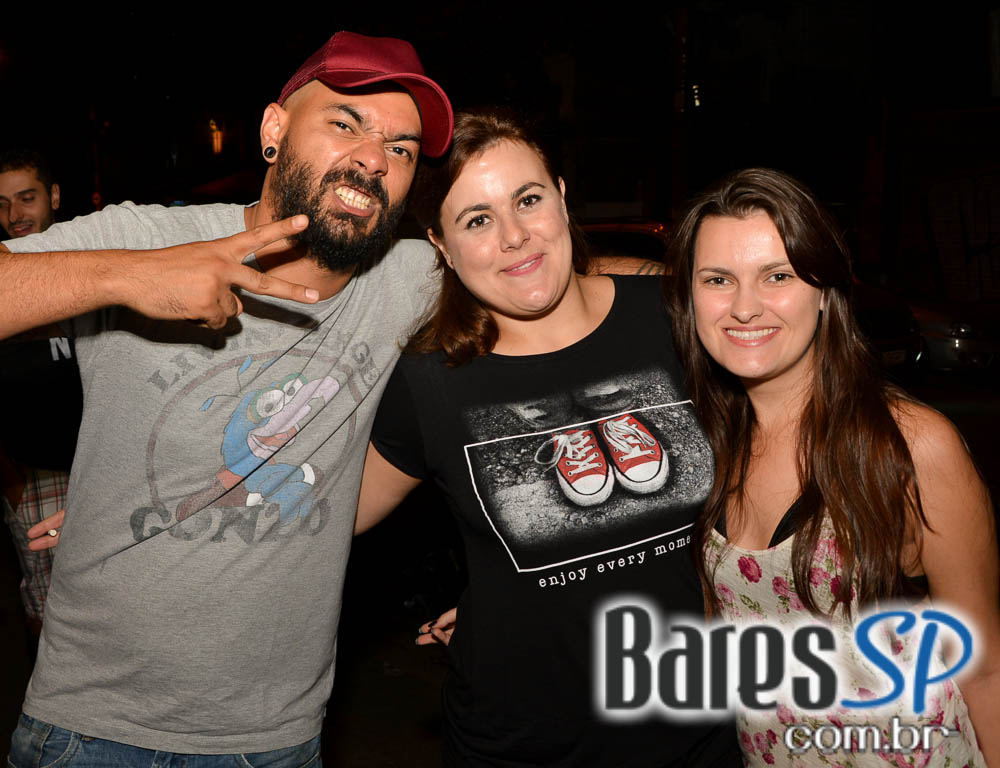 Banda Rock Expresso tocou muito Rock no palco do Presley Pub Banda Rock Expresso tocou muito Rock no palco do Presley Pub