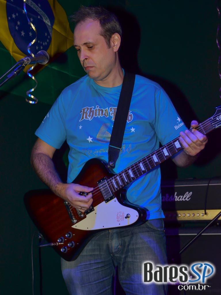 Rhino Pub comemorou aniversário com show da Banda Insônica e convidados Rhino Pub comemorou aniversário com show da Banda Insônica e convidados