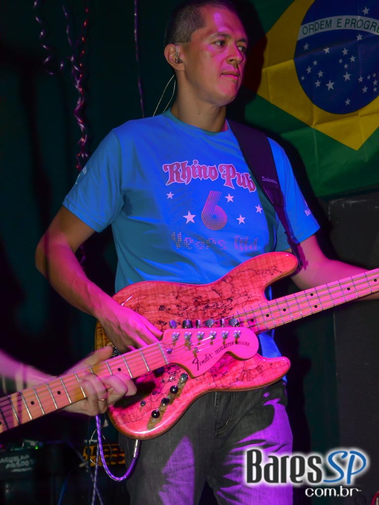 Rhino Pub comemorou aniversário com show da Banda Insônica e convidados Rhino Pub comemorou aniversário com show da Banda Insônica e convidados