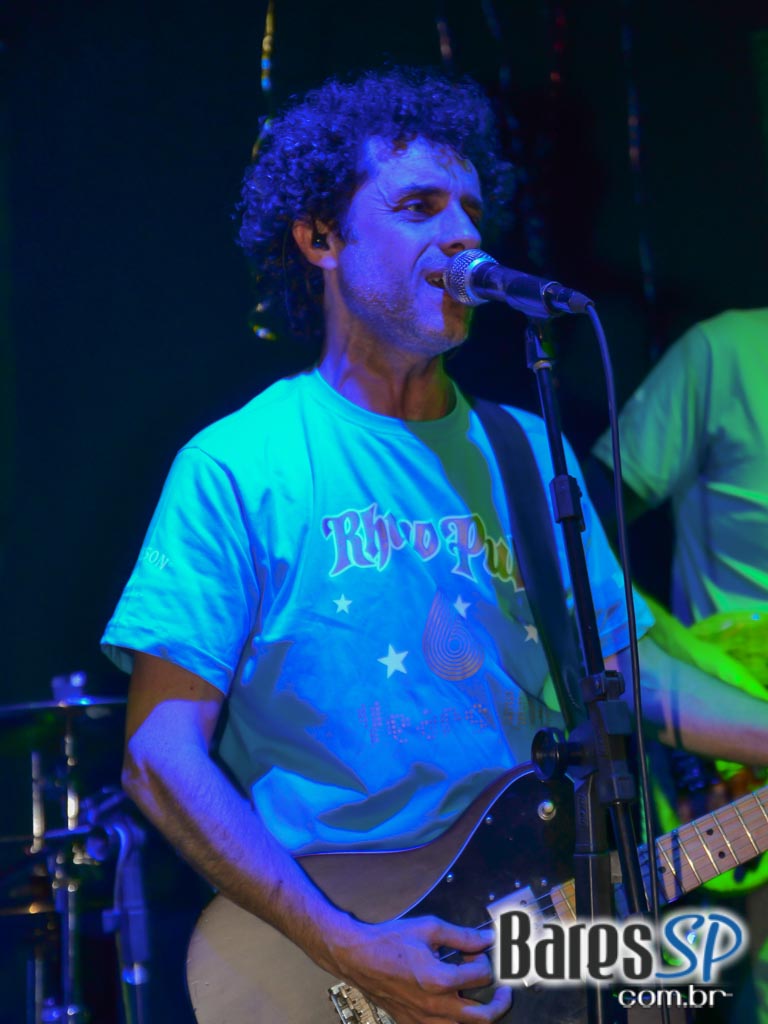 Rhino Pub comemorou aniversário com show da Banda Insônica e convidados Rhino Pub comemorou aniversário com show da Banda Insônica e convidados