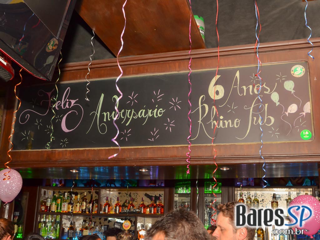 Rhino Pub comemorou aniversário com show da Banda Insônica e convidados Rhino Pub comemorou aniversário com show da Banda Insônica e convidados