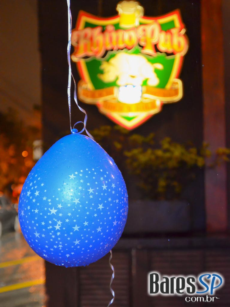 Rhino Pub comemorou aniversário com show da Banda Insônica e convidados Rhino Pub comemorou aniversário com show da Banda Insônica e convidados