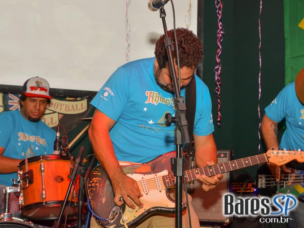 Rhino Pub comemorou aniversário com show da Banda Insônica e convidados Rhino Pub comemorou aniversário com show da Banda Insônica e convidados