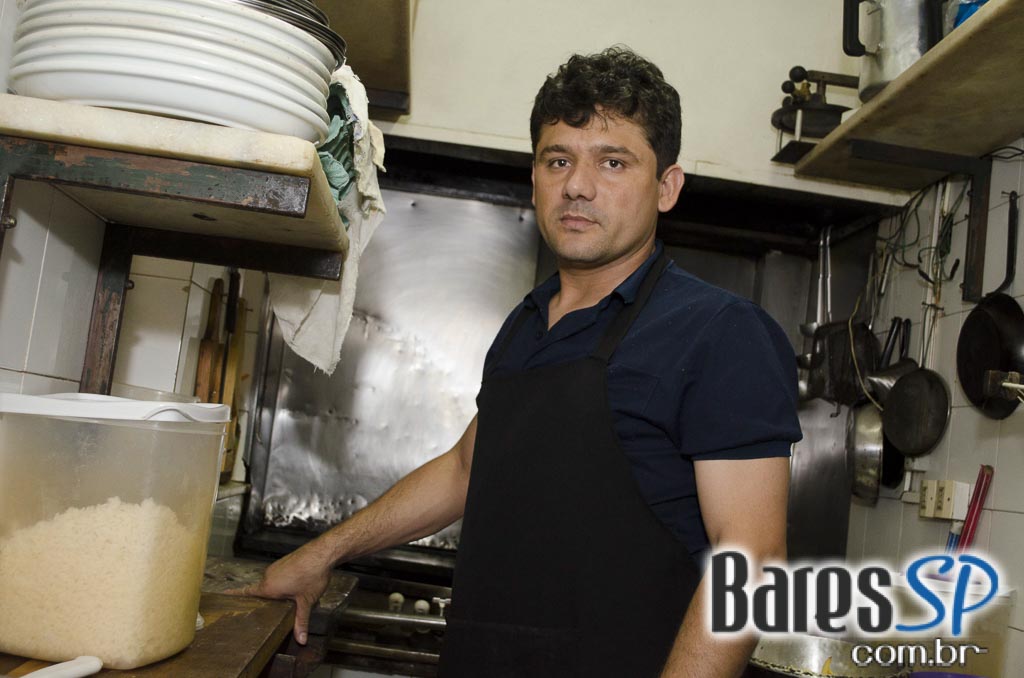 Bar do Alemão promoveu Roda de Samba com Barão do Pandeiro e convidados Bar do Alemão promoveu Roda de Samba com Barão do Pandeiro e convidados