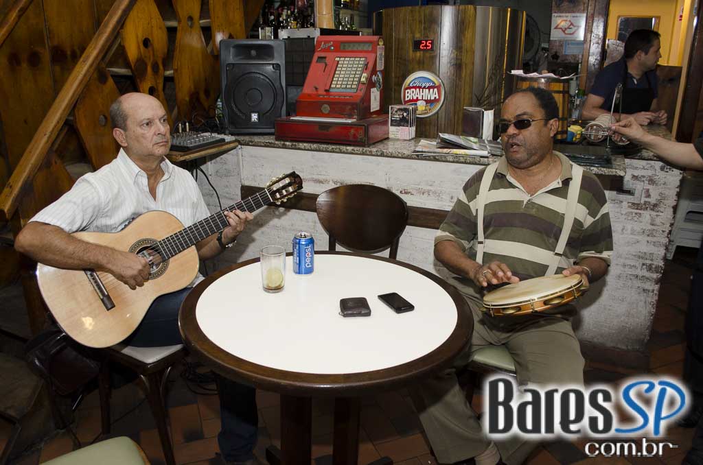 Bar do Alemão promoveu Roda de Samba com Barão do Pandeiro e convidados Bar do Alemão promoveu Roda de Samba com Barão do Pandeiro e convidados