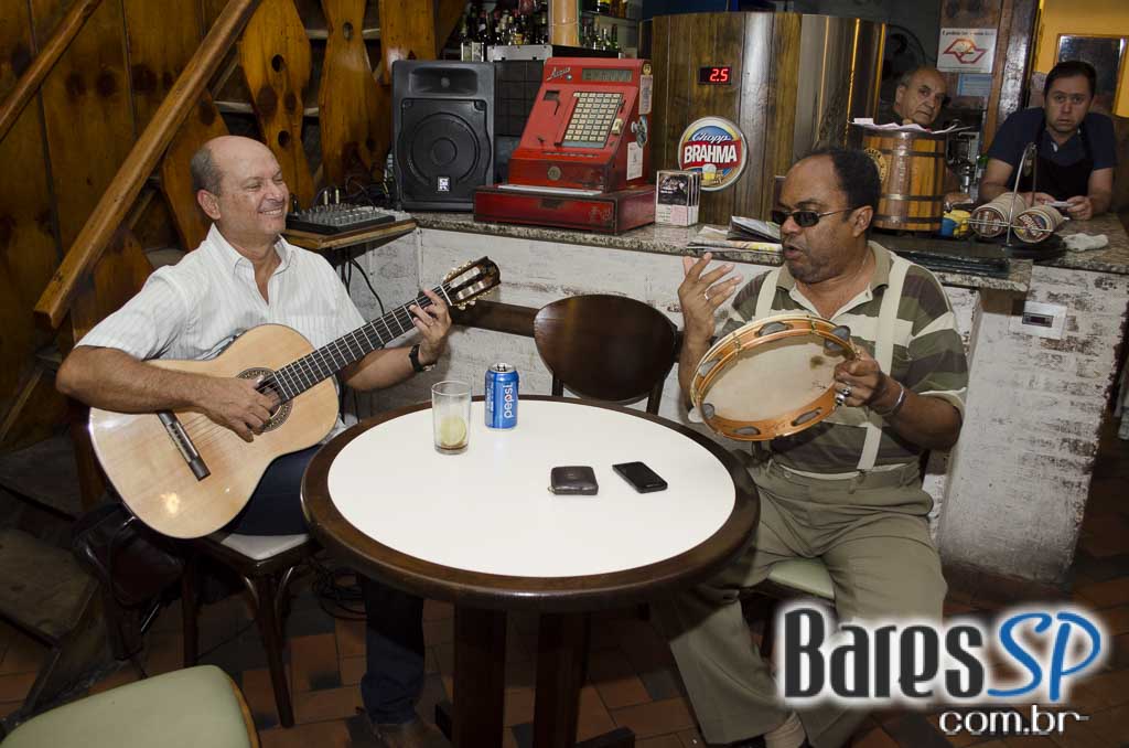 Bar do Alemão promoveu Roda de Samba com Barão do Pandeiro e convidados Bar do Alemão promoveu Roda de Samba com Barão do Pandeiro e convidados
