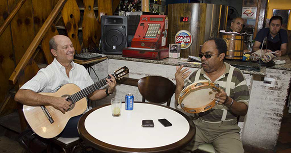 Bar do Alemão promoveu Roda de Samba com Barão do Pandeiro e convidados