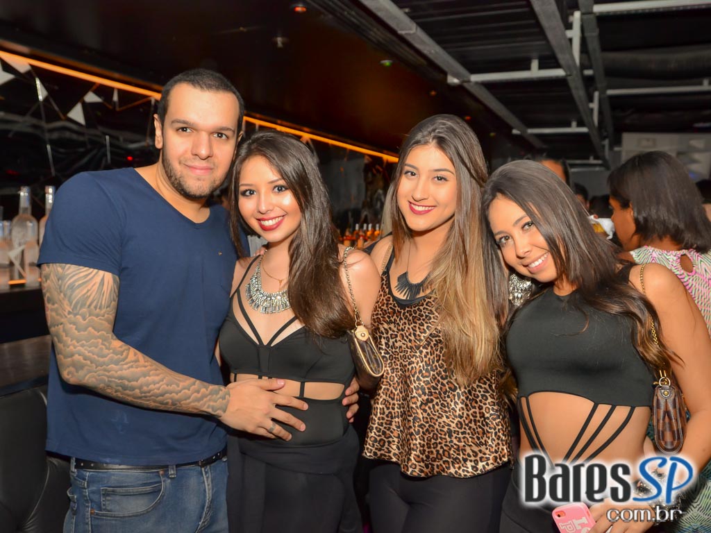 Disco Club recebeu o show de aniversário do Mr Catra com convidados especiais Disco Club recebeu o show de aniversário do Mr Catra com convidados especiais