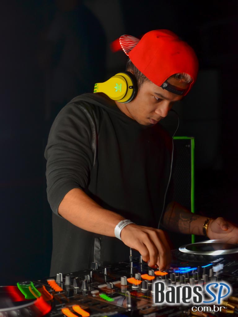 Disco Club recebeu o show de aniversário do Mr Catra com convidados especiais Disco Club recebeu o show de aniversário do Mr Catra com convidados especiais