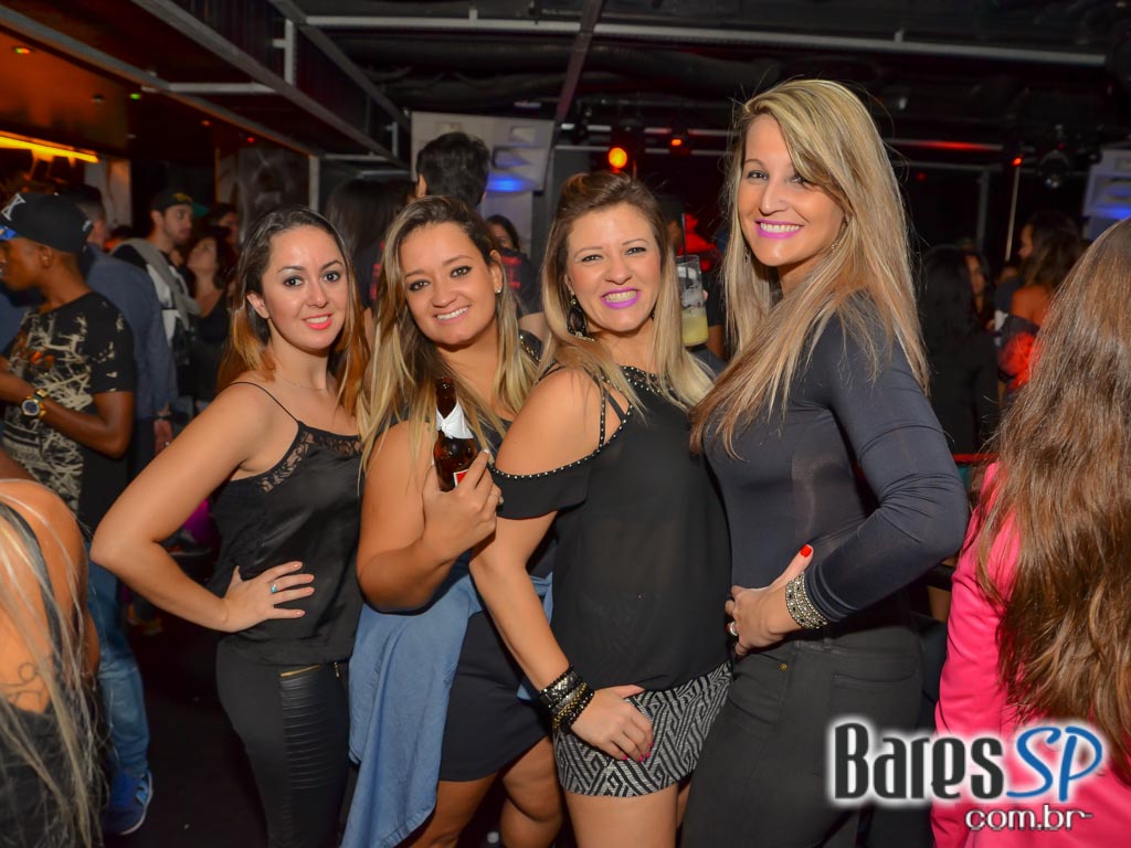 Disco Club recebeu o show de aniversário do Mr Catra com convidados especiais Disco Club recebeu o show de aniversário do Mr Catra com convidados especiais