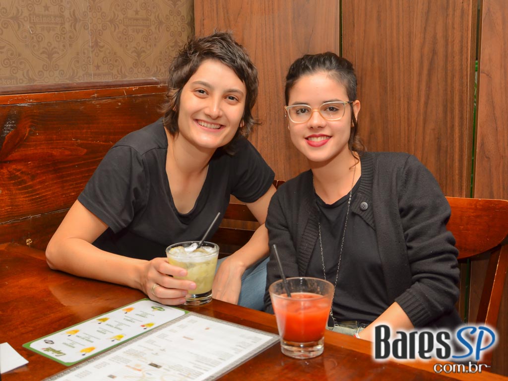 Sr Pitanga recebeu o show do Grupo Resenha & Samba na sexta Sr Pitanga recebeu o show do Grupo Resenha & Samba na sexta