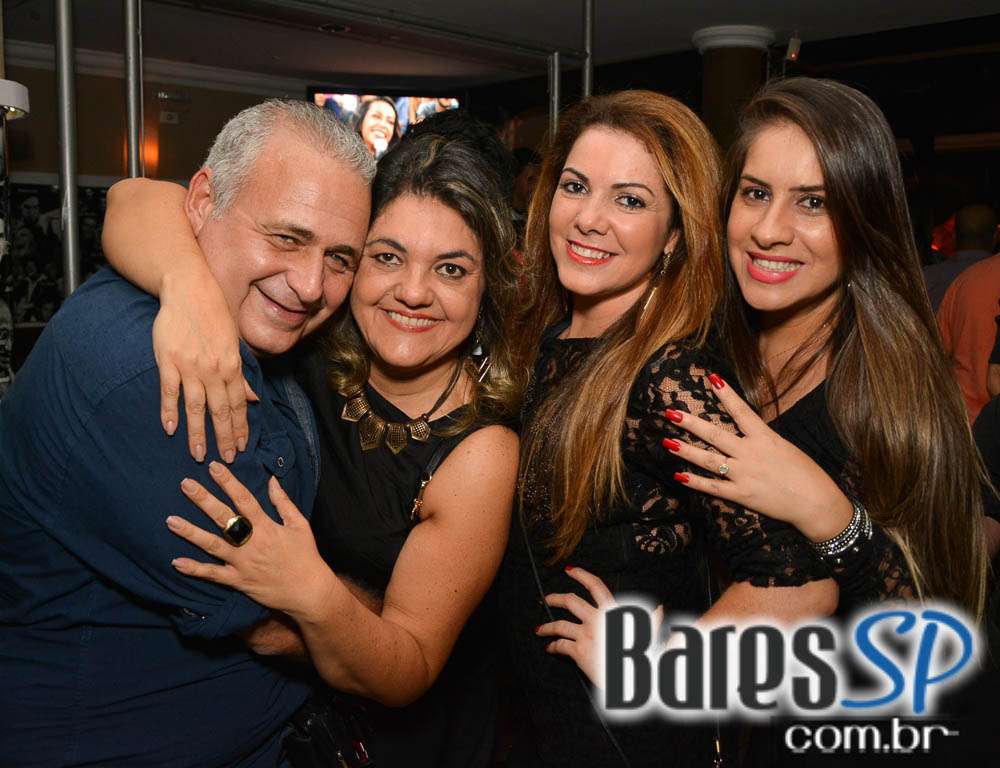 Banda Mandau agitou a noite do Memphis Rock Bar no sábado Banda Mandau agitou a noite do Memphis Rock Bar no sábado