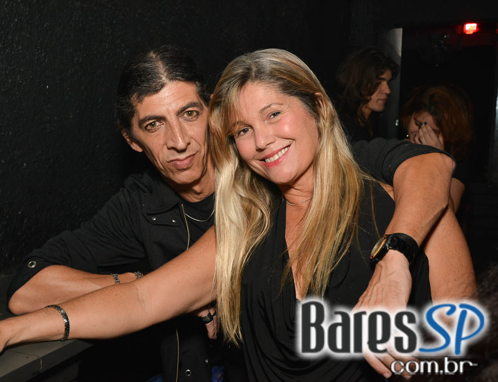 Bandas Bon Jovi New Jersey e The Cult Cover Electric Love animaram o Blackmore Bandas Bon Jovi New Jersey e The Cult Cover Electric Love animaram o Blackmore