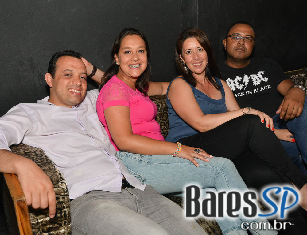 Bandas Bon Jovi New Jersey e The Cult Cover Electric Love animaram o Blackmore Bandas Bon Jovi New Jersey e The Cult Cover Electric Love animaram o Blackmore