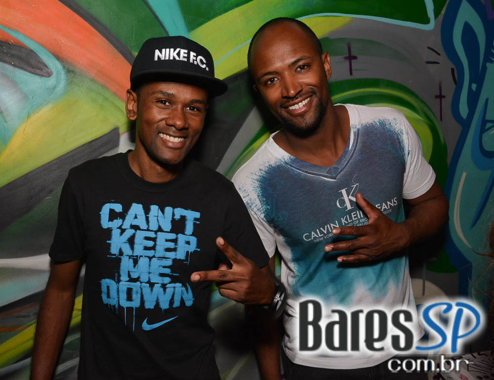 Nola Bar realizou a Festa Mix -Tape com DJ Kefing e convidados Nola Bar realizou a Festa Mix -Tape com DJ Kefing e convidados