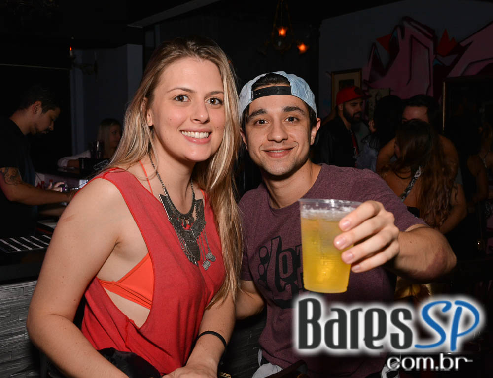Nola Bar realizou a Festa Mix -Tape com DJ Kefing e convidados Nola Bar realizou a Festa Mix -Tape com DJ Kefing e convidados