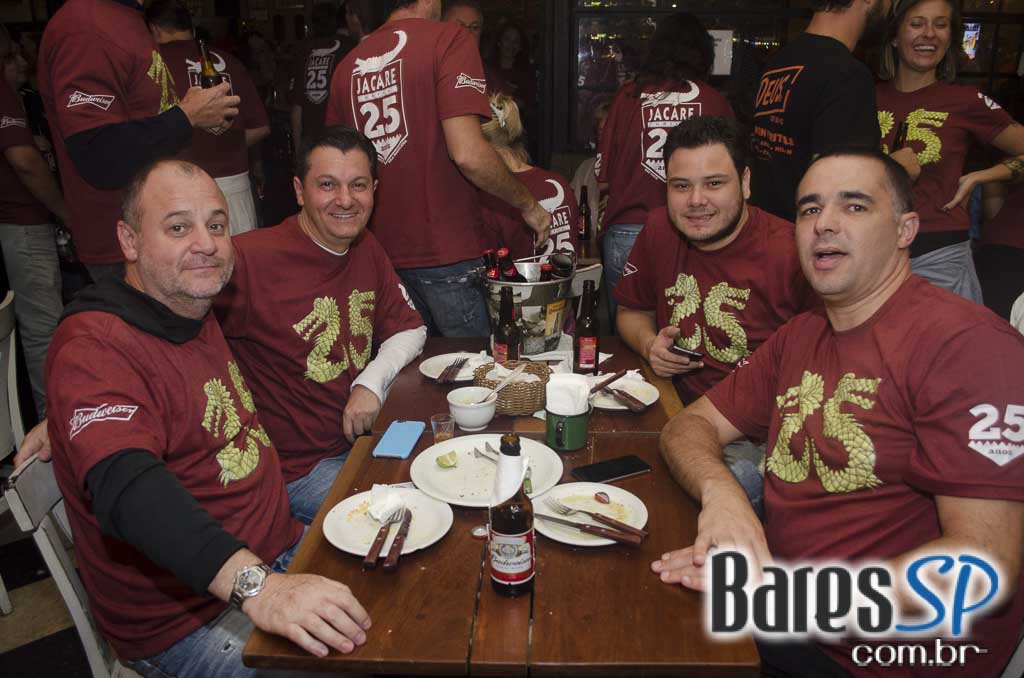 Jacaré Grill comemora 25 anos com atrações especiais na terça Jacaré Grill comemora 25 anos com atrações especiais na terça