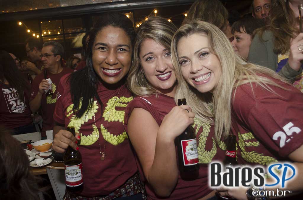 Jacaré Grill comemora 25 anos com atrações especiais na terça Jacaré Grill comemora 25 anos com atrações especiais na terça