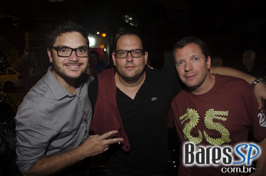 Jacaré Grill comemora 25 anos com atrações especiais na terça Jacaré Grill comemora 25 anos com atrações especiais na terça