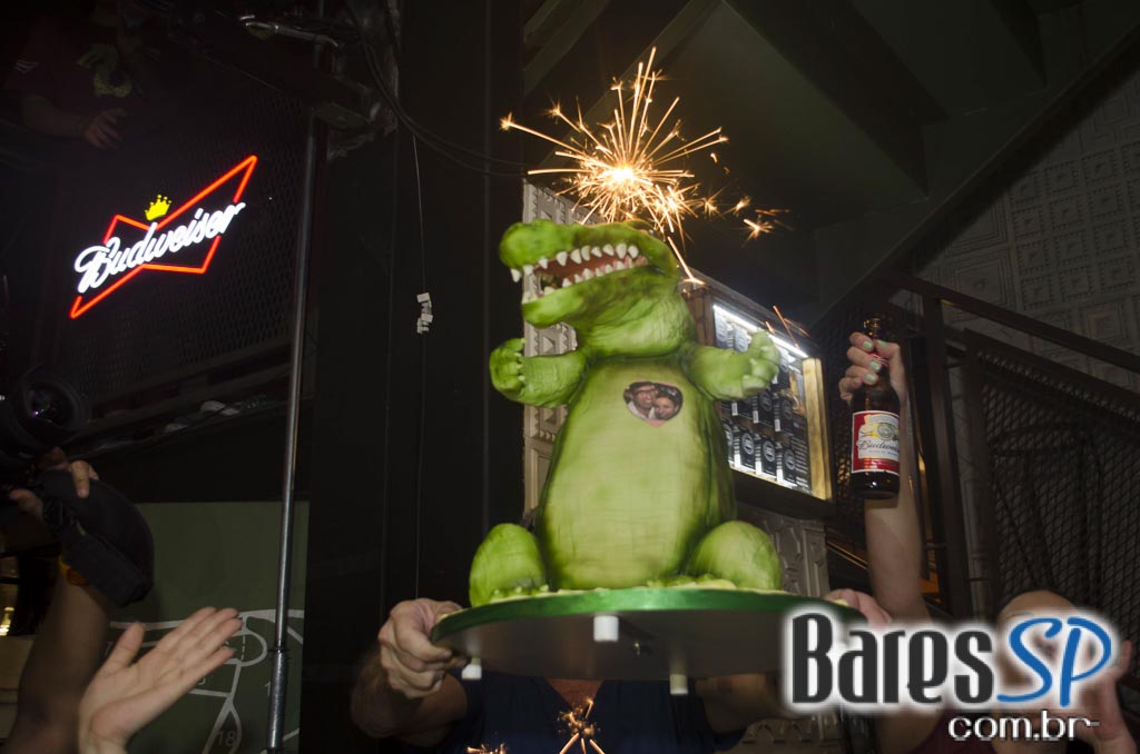 Jacaré Grill comemora 25 anos com atrações especiais na terça Jacaré Grill comemora 25 anos com atrações especiais na terça