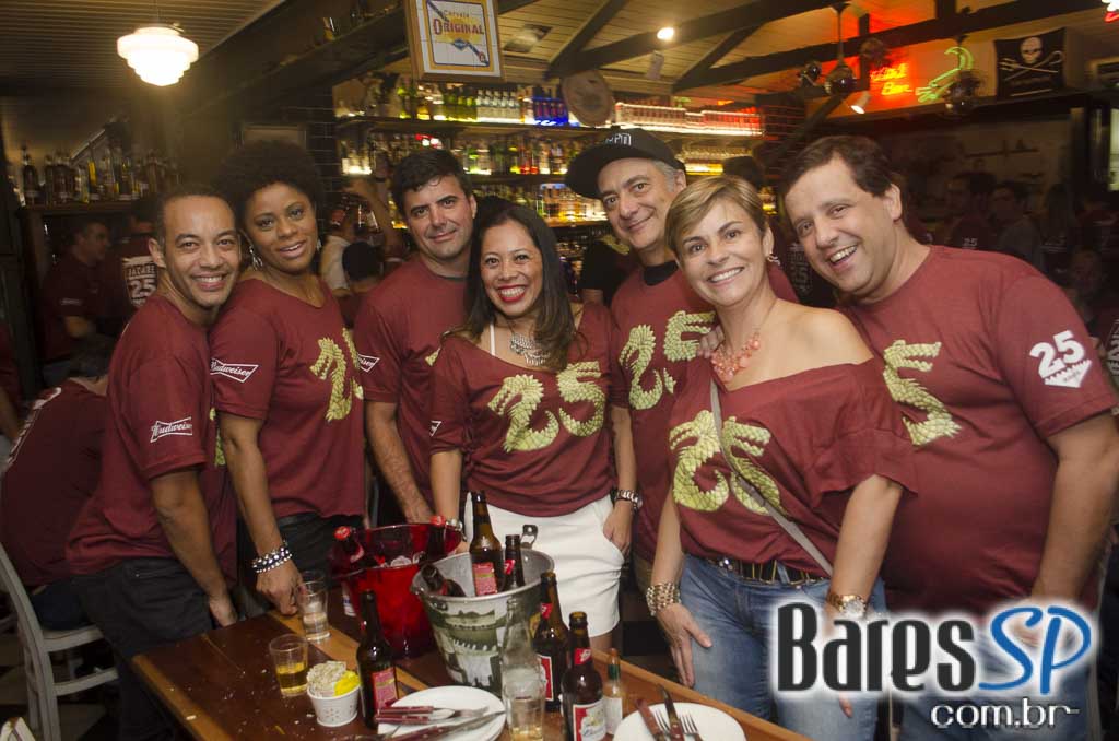 Jacaré Grill comemora 25 anos com atrações especiais na terça Jacaré Grill comemora 25 anos com atrações especiais na terça