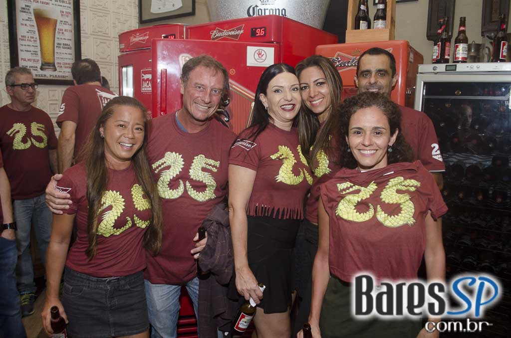 Jacaré Grill comemora 25 anos com atrações especiais na terça Jacaré Grill comemora 25 anos com atrações especiais na terça