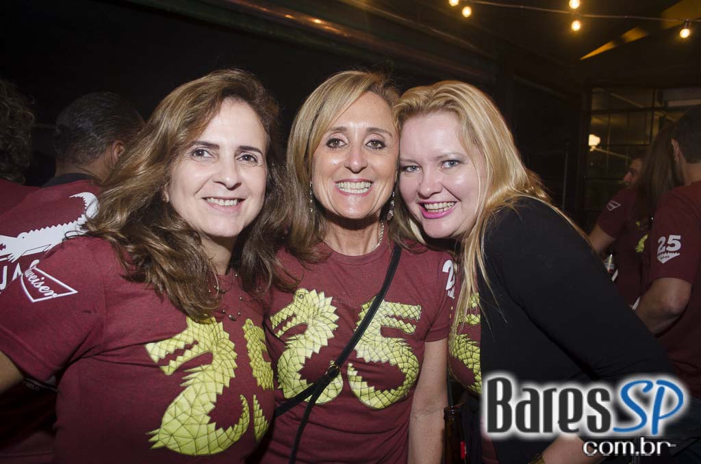 Jacaré Grill comemora 25 anos com atrações especiais na terça Jacaré Grill comemora 25 anos com atrações especiais na terça