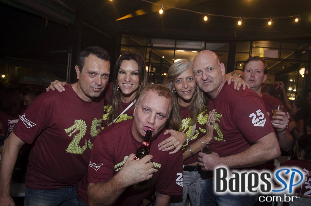 Jacaré Grill comemora 25 anos com atrações especiais na terça Jacaré Grill comemora 25 anos com atrações especiais na terça