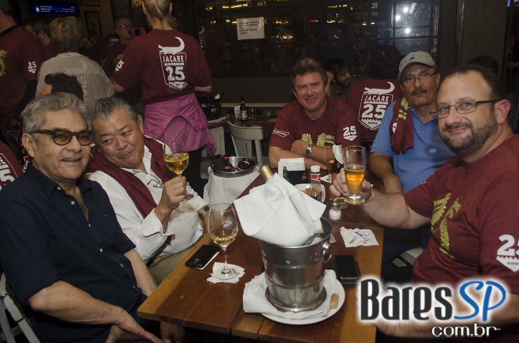 Jacaré Grill comemora 25 anos com atrações especiais na terça Jacaré Grill comemora 25 anos com atrações especiais na terça