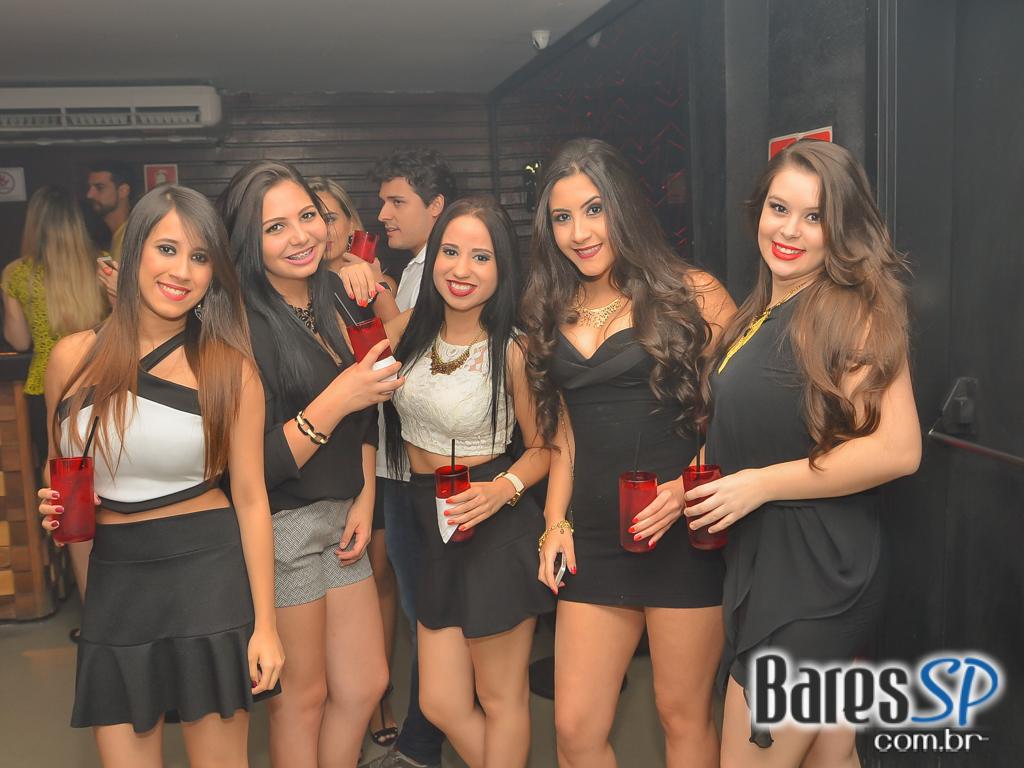 Woods comemorou o aniversário de 5 anos com atrações especiais Woods comemorou o aniversário de 5 anos com atrações especiais