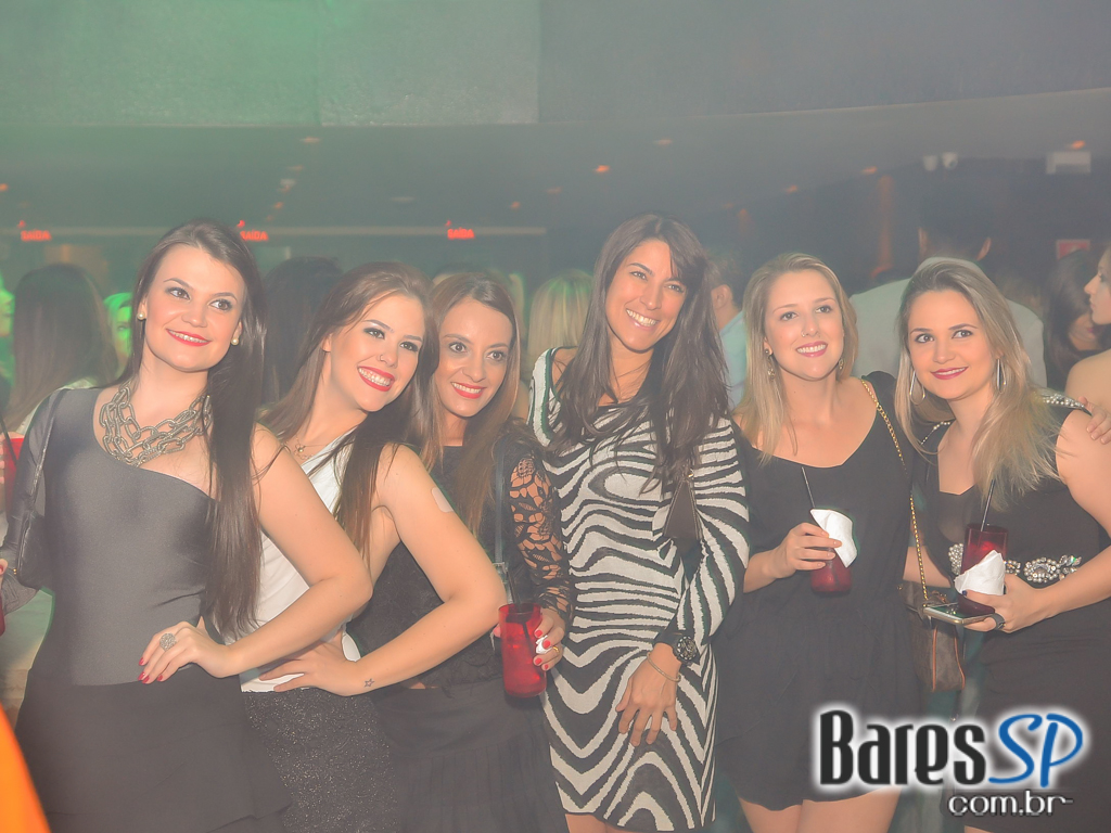 Woods comemorou o aniversário de 5 anos com atrações especiais Woods comemorou o aniversário de 5 anos com atrações especiais