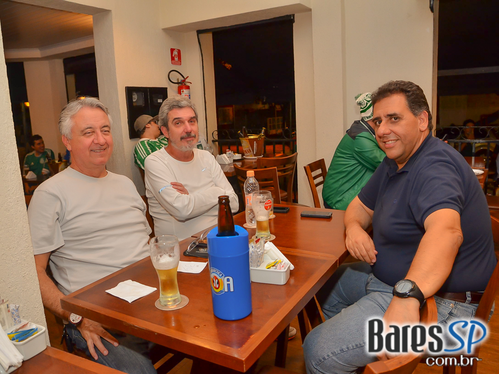 Fanáticos Bar & Grill transmitiu o jogo da Copa do Brasil entre Santos x Palmeiras Fanáticos Bar & Grill transmitiu o jogo da Copa do Brasil entre Santos x Palmeiras