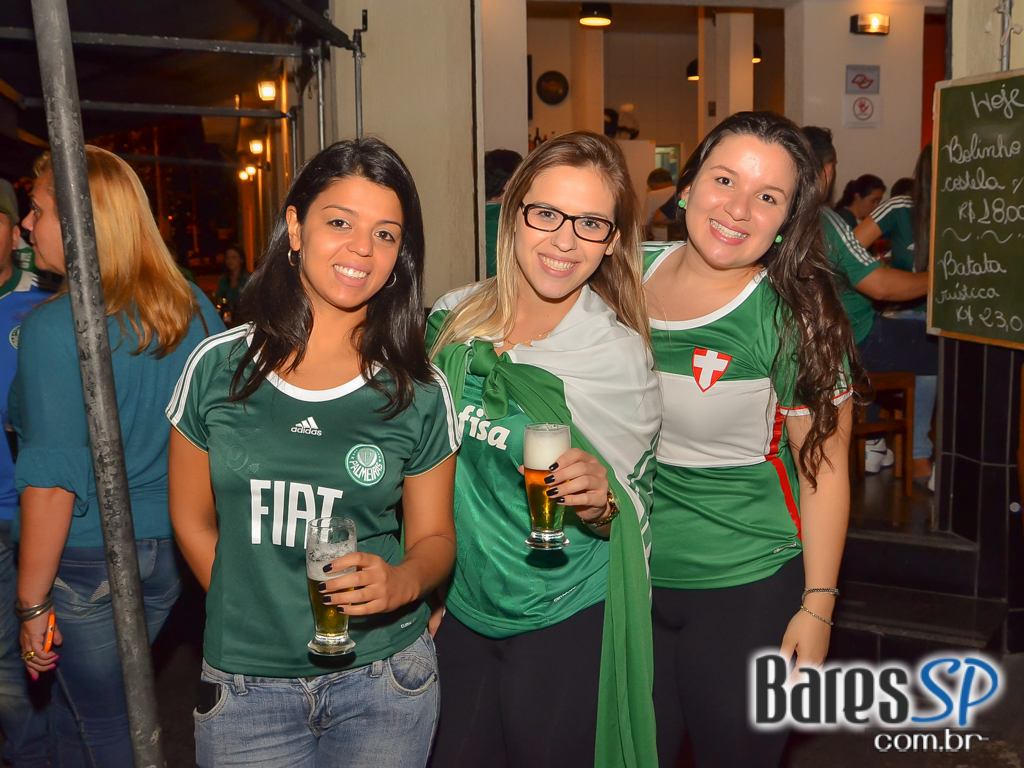 Fanáticos Bar & Grill transmitiu o jogo da Copa do Brasil entre Santos x Palmeiras Fanáticos Bar & Grill transmitiu o jogo da Copa do Brasil entre Santos x Palmeiras