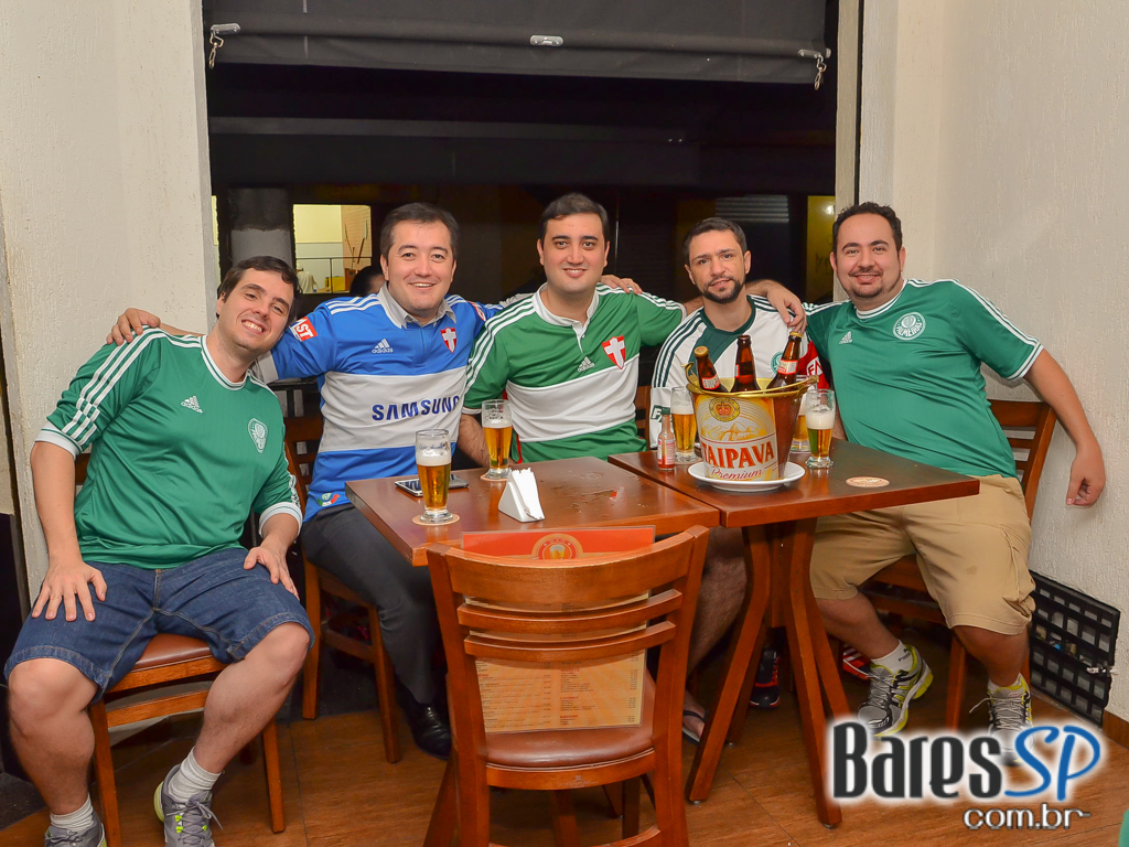 Fanáticos Bar & Grill transmitiu o jogo da Copa do Brasil entre Santos x Palmeiras