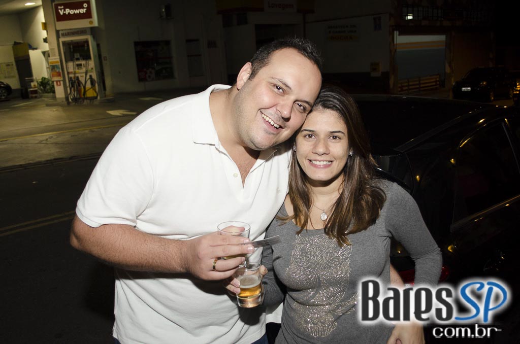 Linguiça em espiral foi a grande estrela do happy hour do Legitimo Bar Linguiça em espiral foi a grande estrela do happy hour do Legitimo Bar