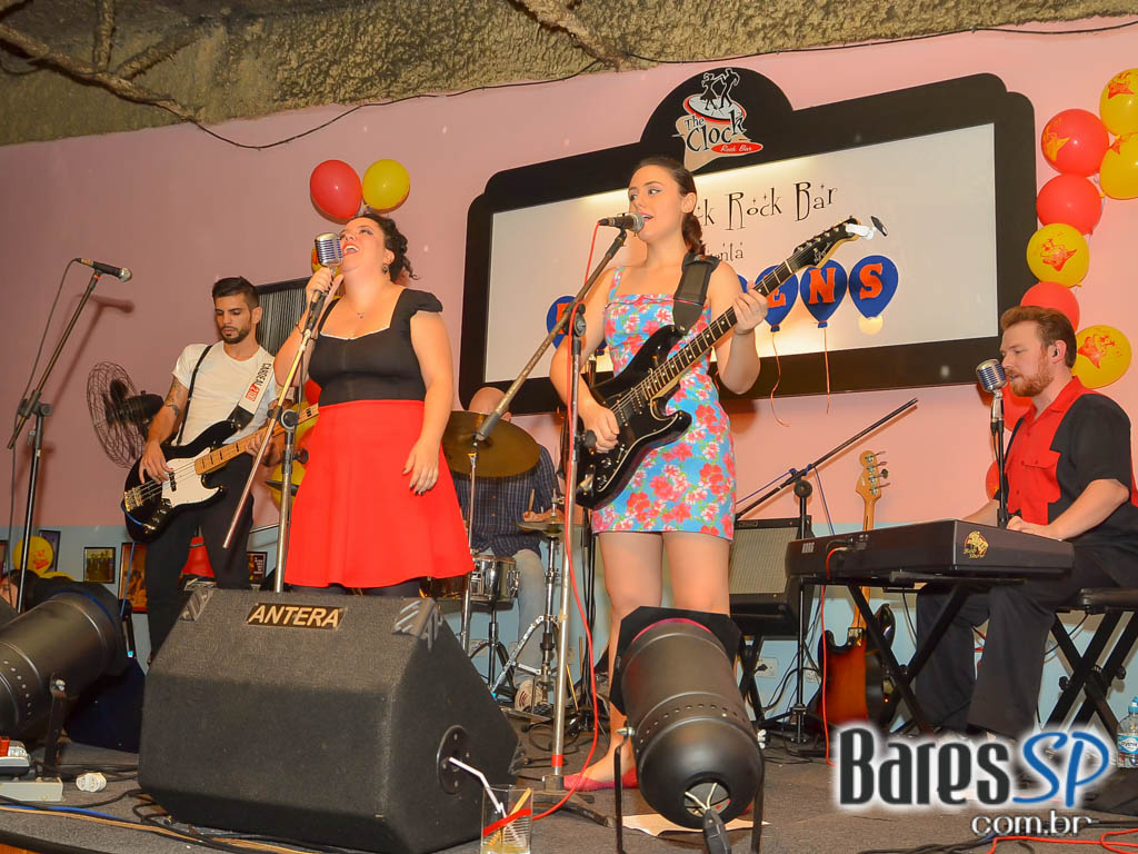 The Clock Rock Bar comemorou aniversário de 11 anos com atrações especiais The Clock Rock Bar comemorou aniversário de 11 anos com atrações especiais